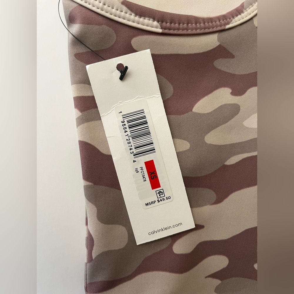 Calvin Klein Performance | NWT Camo Print Scoop Neck Crop Top - Picture 7 of 9
